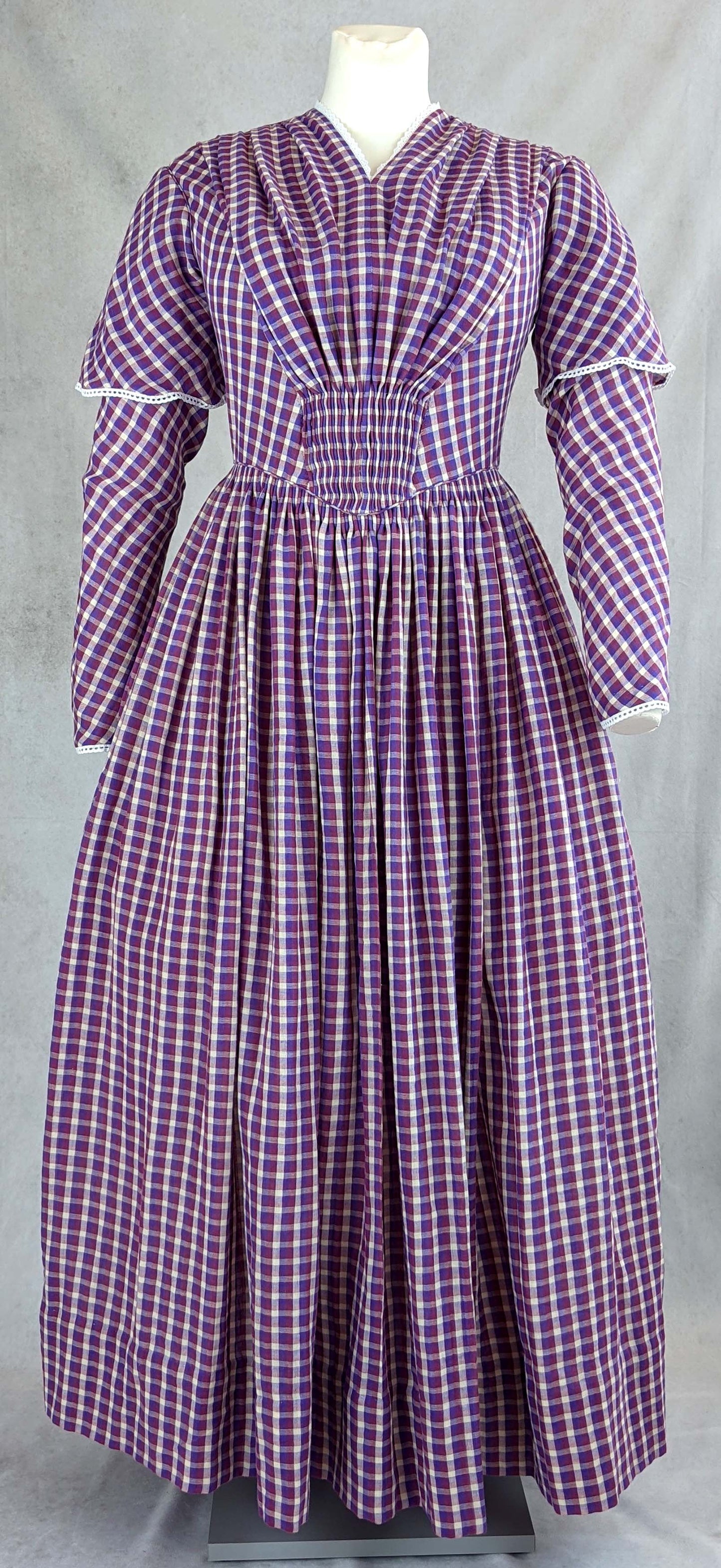 #0421 Day Dress 1840-45 Sewing Pattern Size US 8-30 (EU 34-56) Printed Pattern