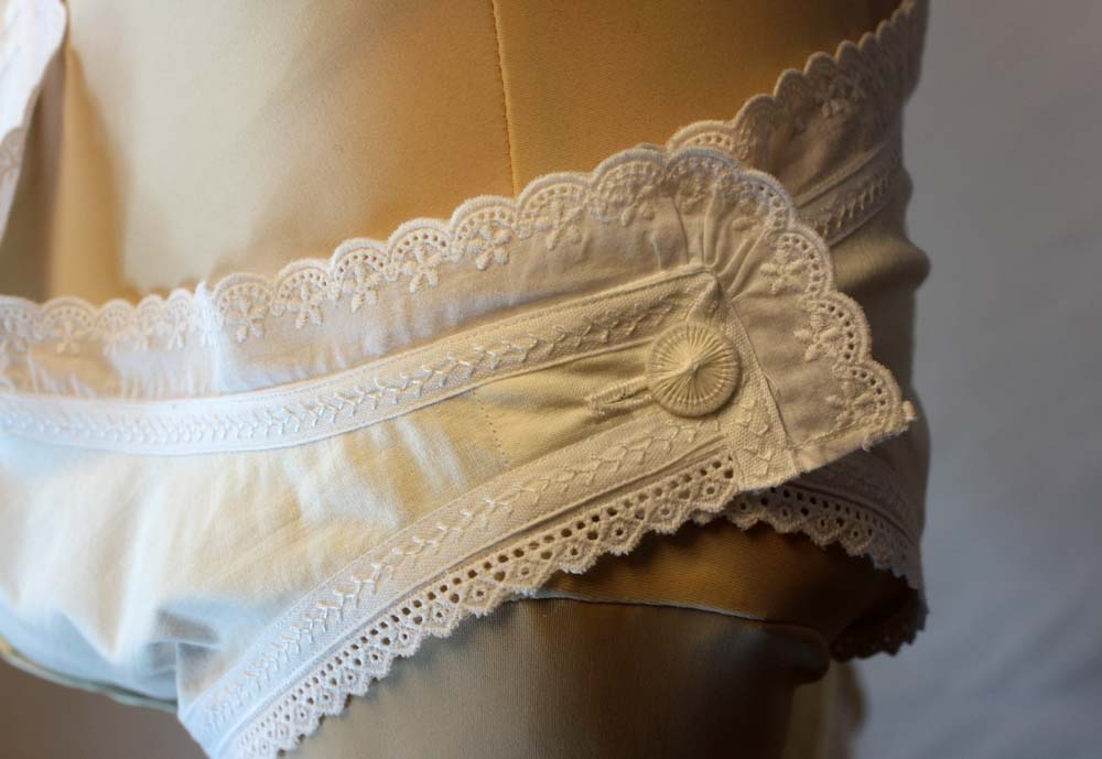 Medium Size Vintage Underwear Ladies White Cotton Knickers Underpants Made  in Era -  Canada